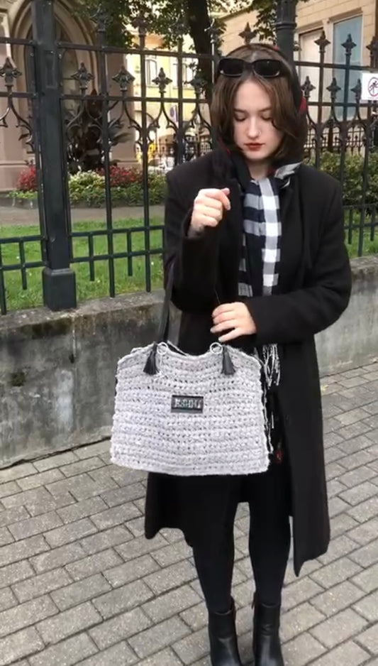 Exclusive bag ESHMI